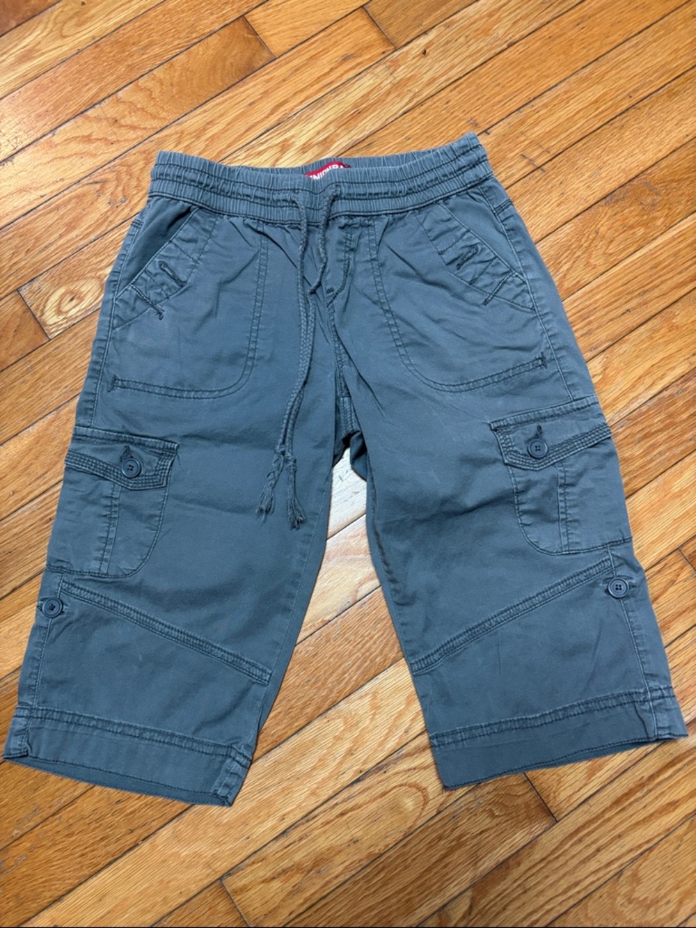 UNIONBAY Gray Shorts with Red Brand Tag